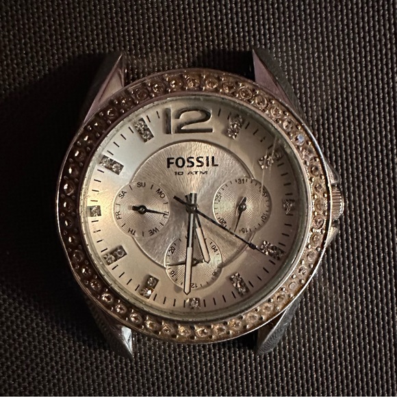 Fossil Watch with Bands - Picture 1 of 4